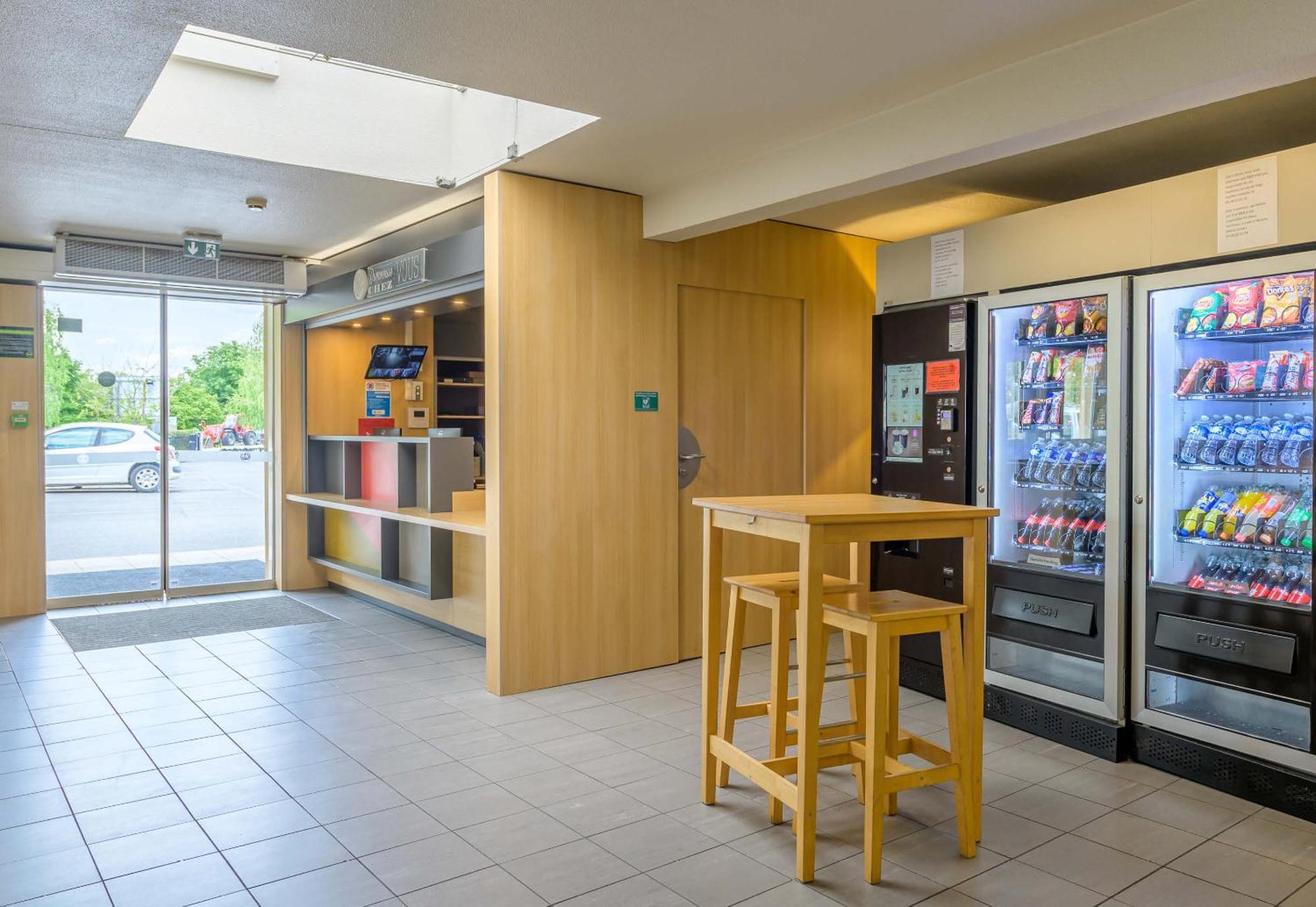 B&B Hotel Marne-La-Vallee Бюссі-Сен-Жорж Екстер'єр фото