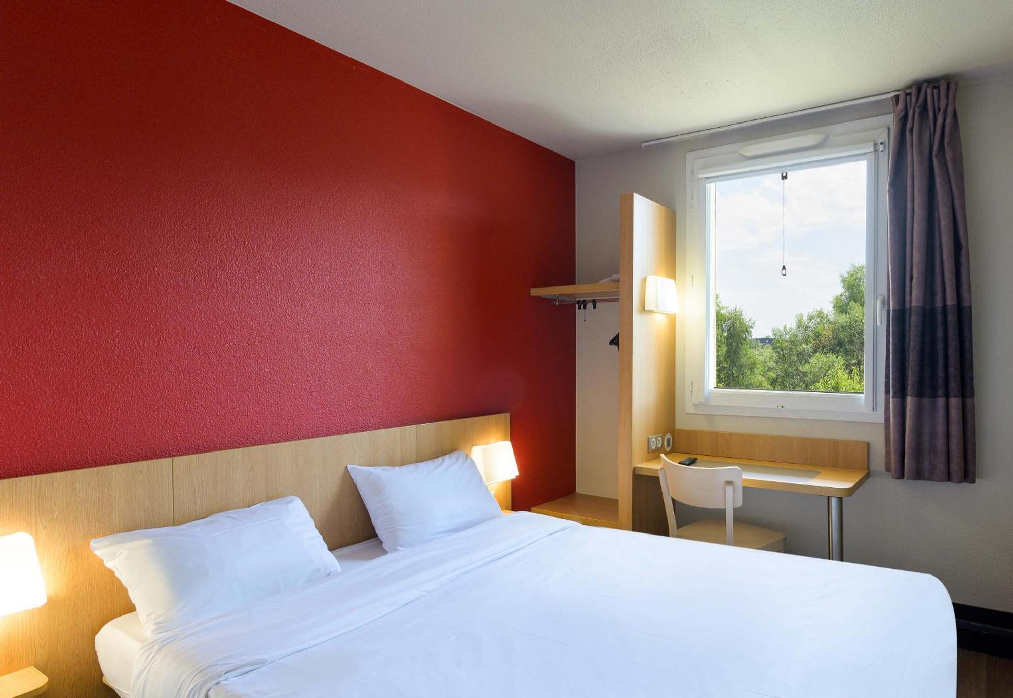 B&B Hotel Marne-La-Vallee Бюссі-Сен-Жорж Екстер'єр фото
